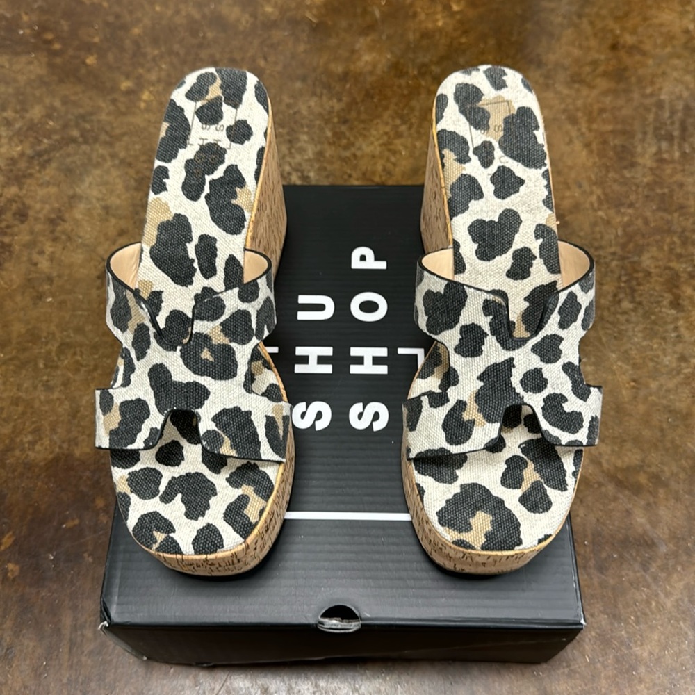 Kalinda wedges by Shu Shop
